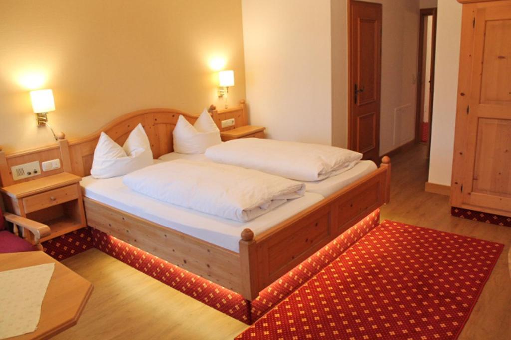 Hotel Zur Post Kochel am See Ruang foto